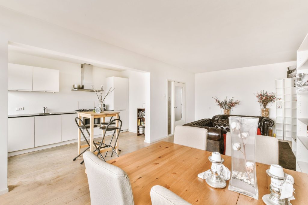 Smart Home Purchases Start With Customized Real Estate Agency Support